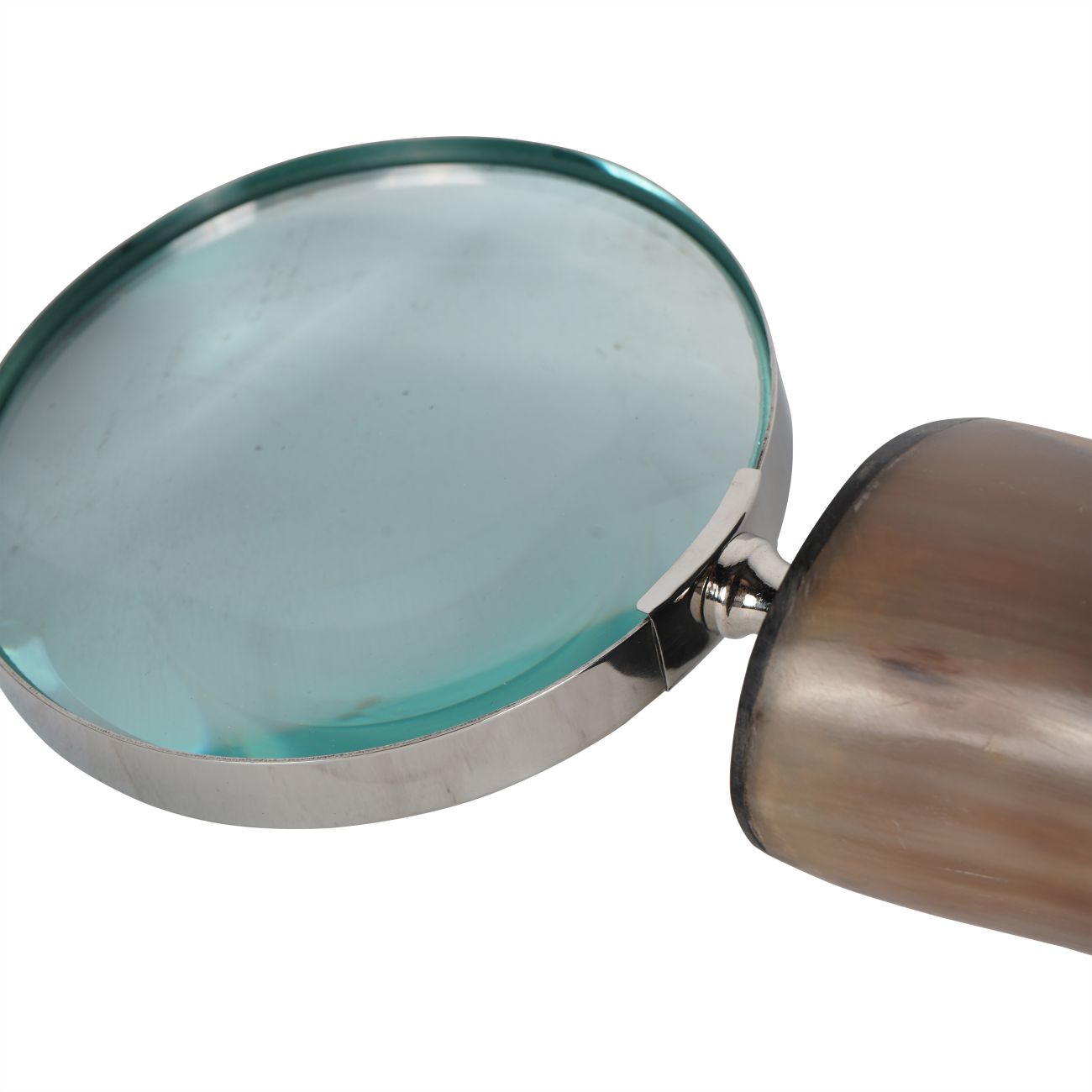 Horn Magnifying Glass