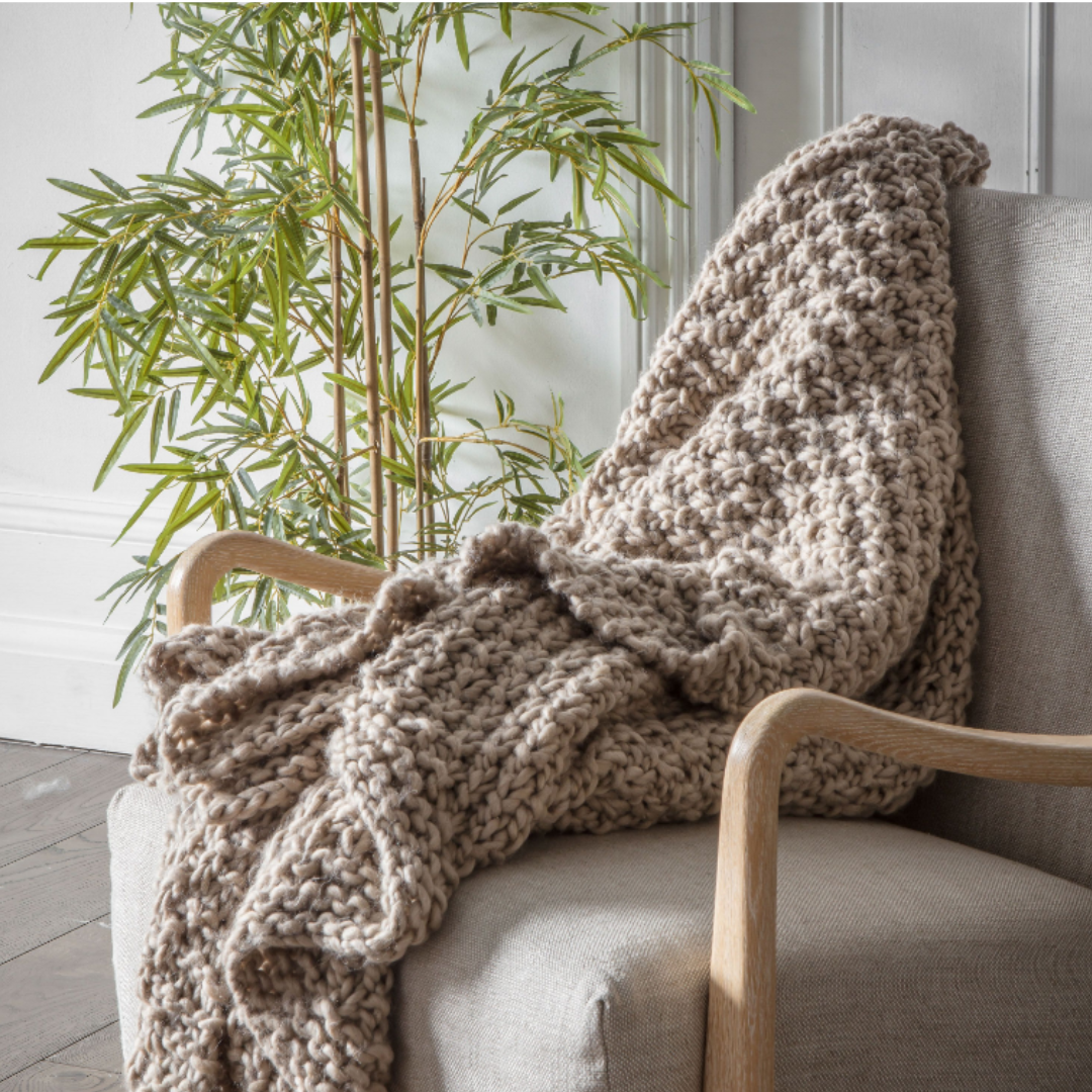 Natural Chunky Throw