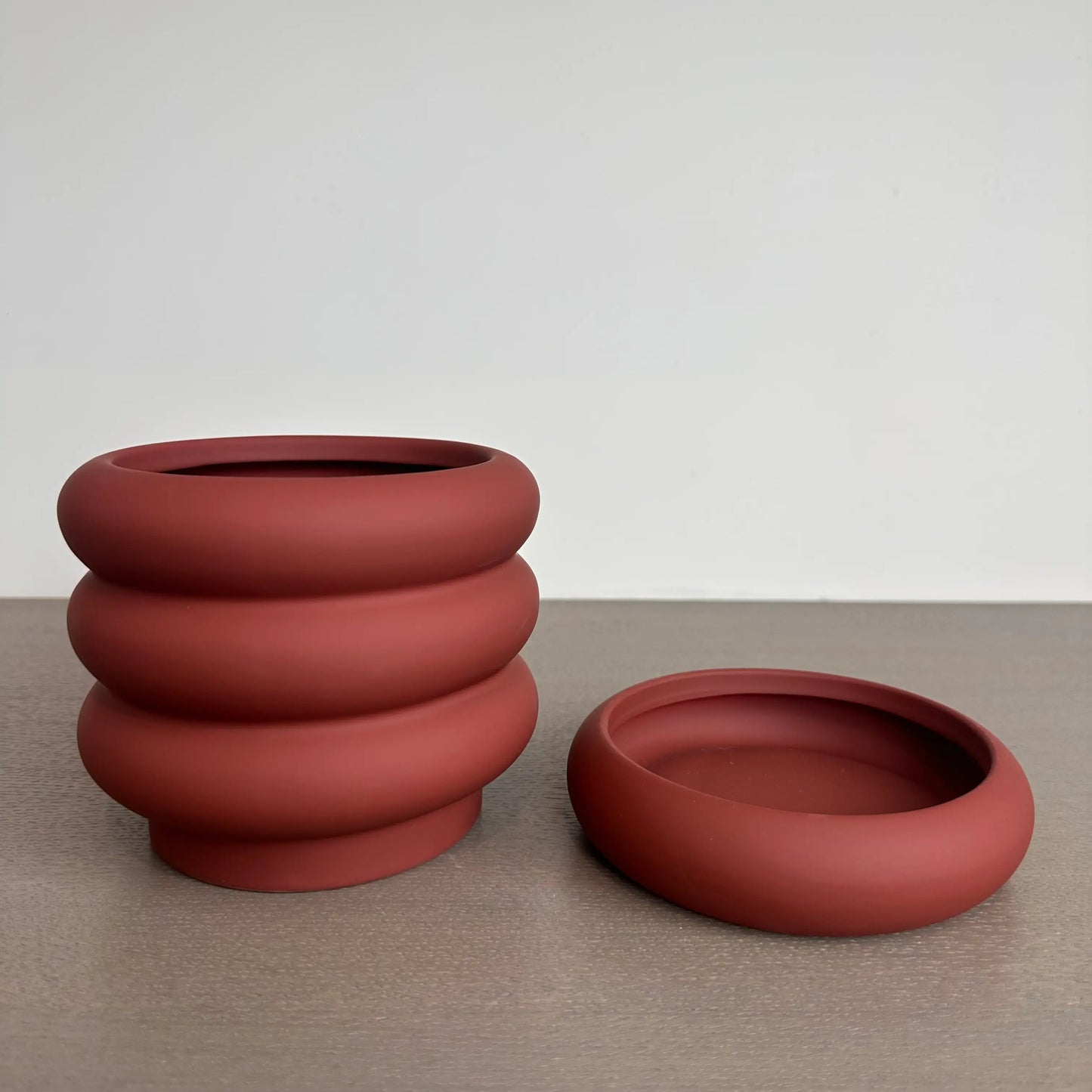 rust-brown-bubble-plant-pot-with-matching-saucer-at-albury-house-interiors