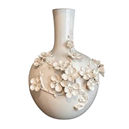 neutral-blossom-floral-vase-with-3d-raised-flowers-at-albury-house-interiors