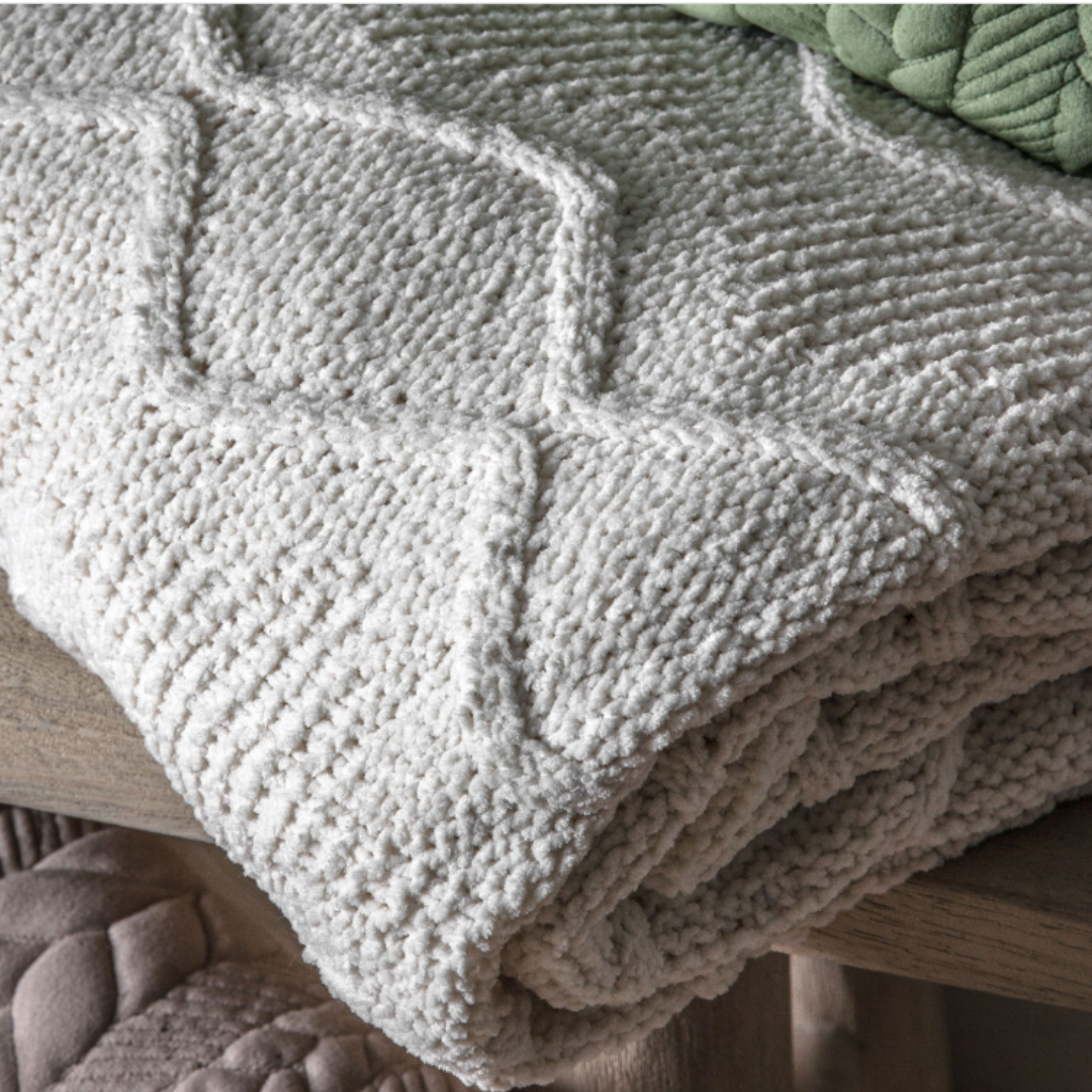 Cream Cable Knit Throw