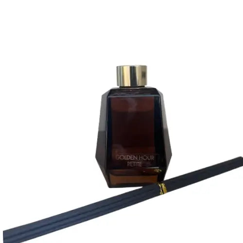 golden-hour-iconic-brown-glass-reed-diffuser-in-brown-gift-box-with-reeds-included-at-albury-house-interiors