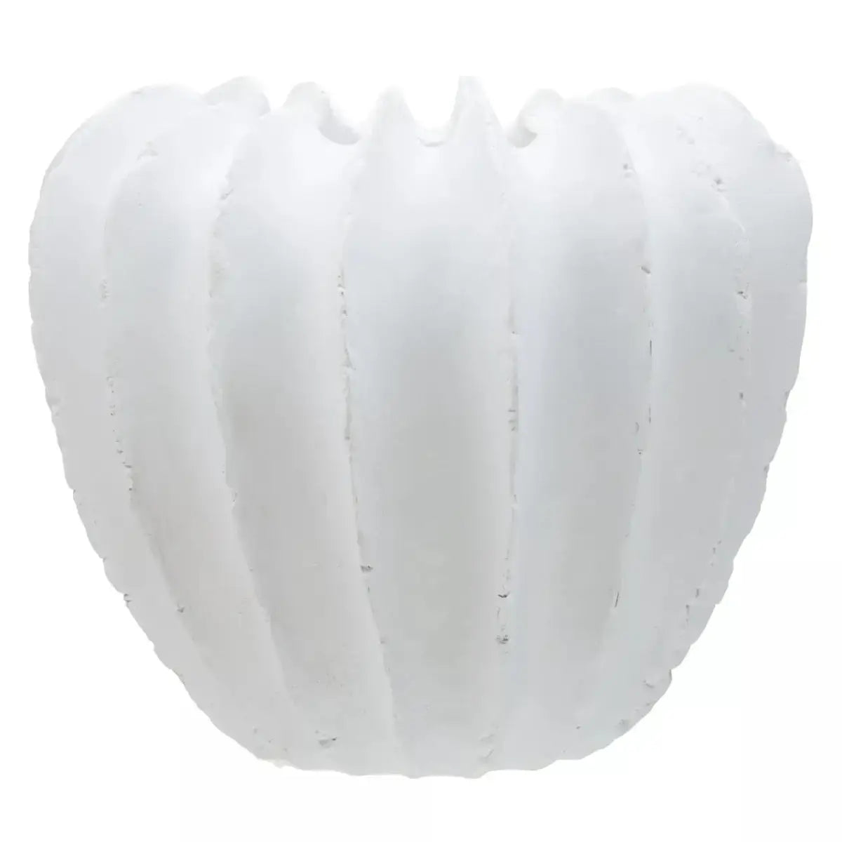 hamilton-white-porcelain-tapered-vase-s-at-albury-house-interiors