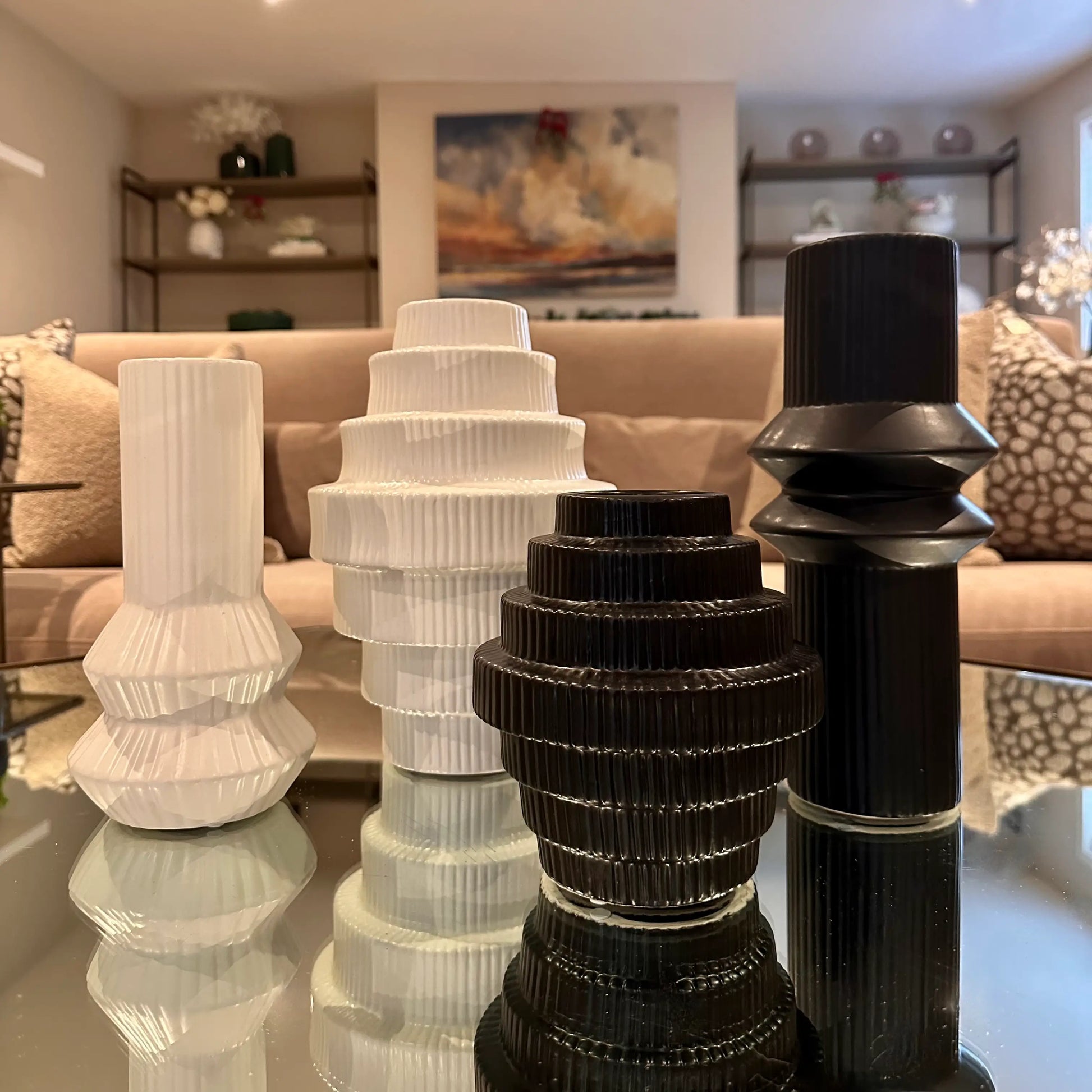 cermic-stepped-ribbed-vases-in-black-and-white-on-mirror-table-at-albury-house-interiors