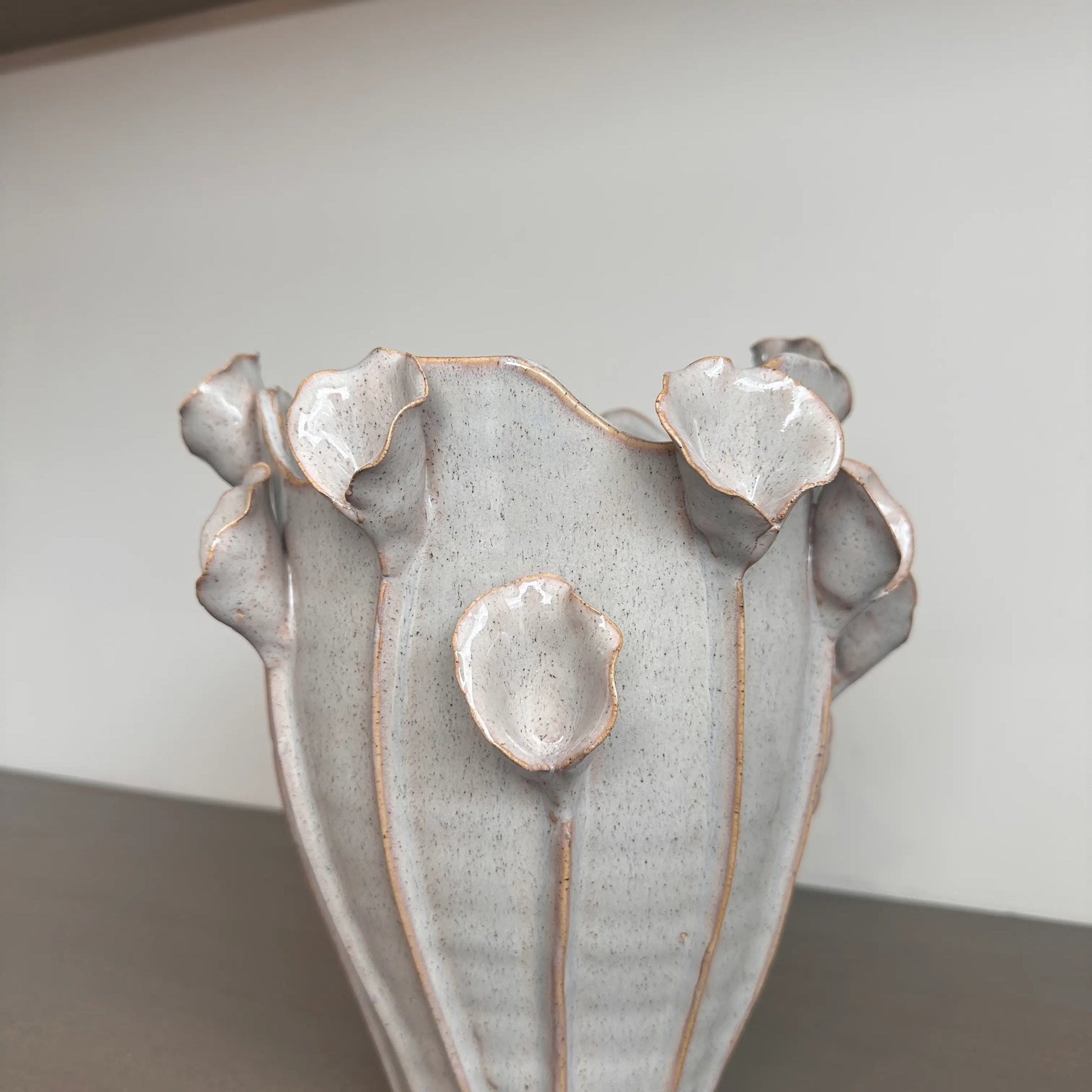 lilac-grey-ceramic-calla-lilies-vase-at-albvury-house-interiors