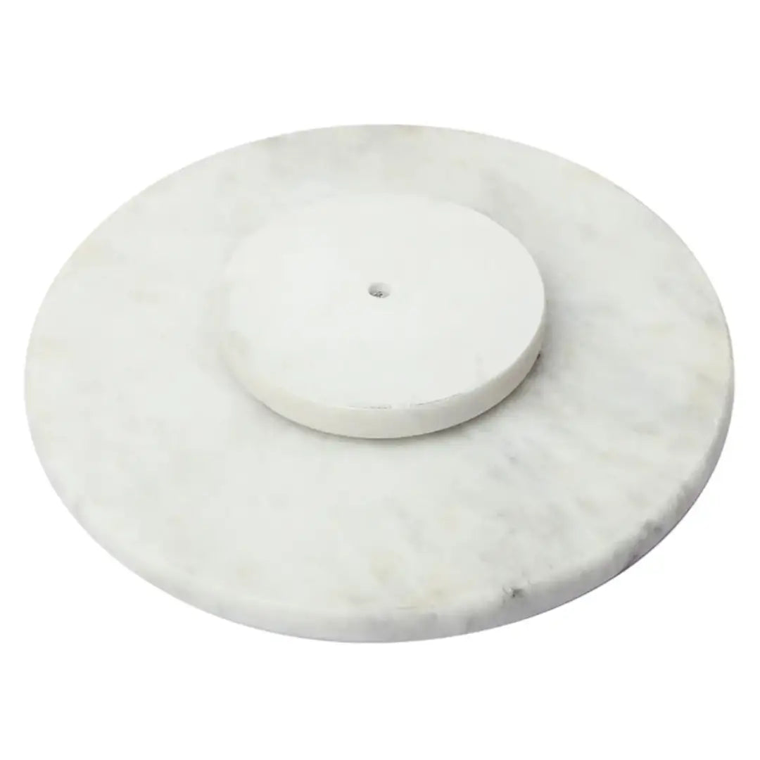 White natural grey veined marble lazy Susan, perfect for serving and using in the centre of dining tables. Available to purchase from Albury House Interiors. 
